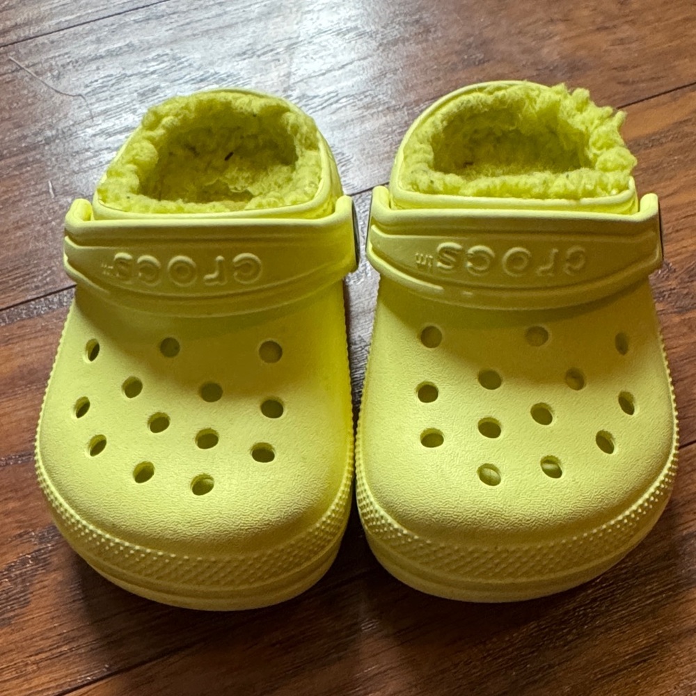 CROCS Kids Bright Yellow Slippers